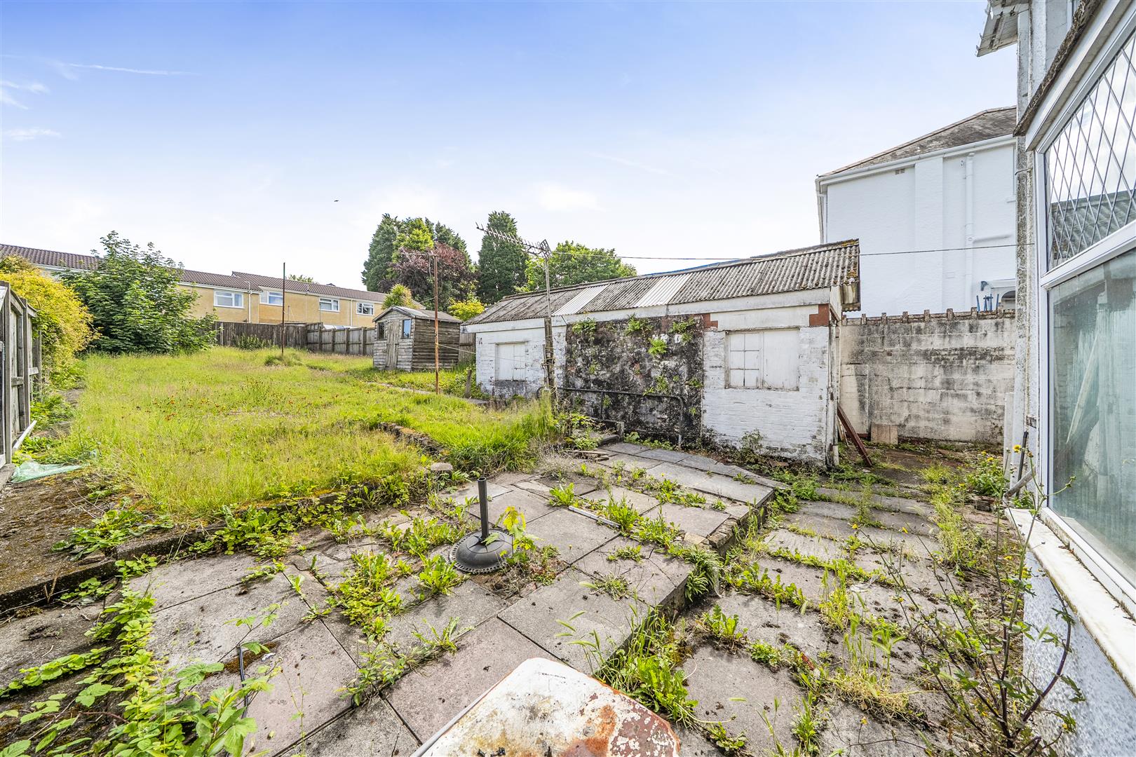 Middle Road, Ravenhill, Swansea, SA5 5DH